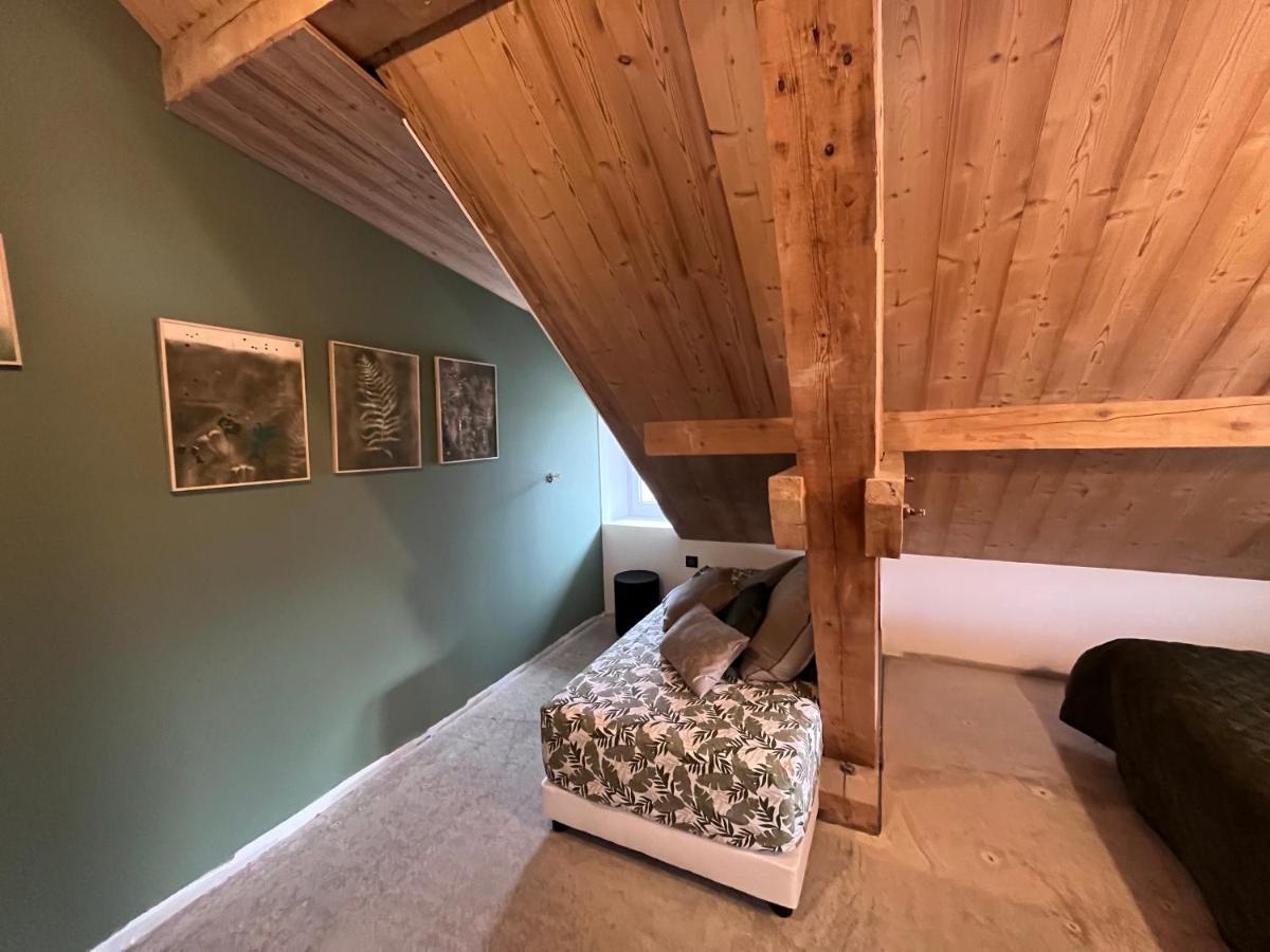 Refuges Sous Les Toits Bed and Breakfast Bourg-Saint-Maurice Værelse billede